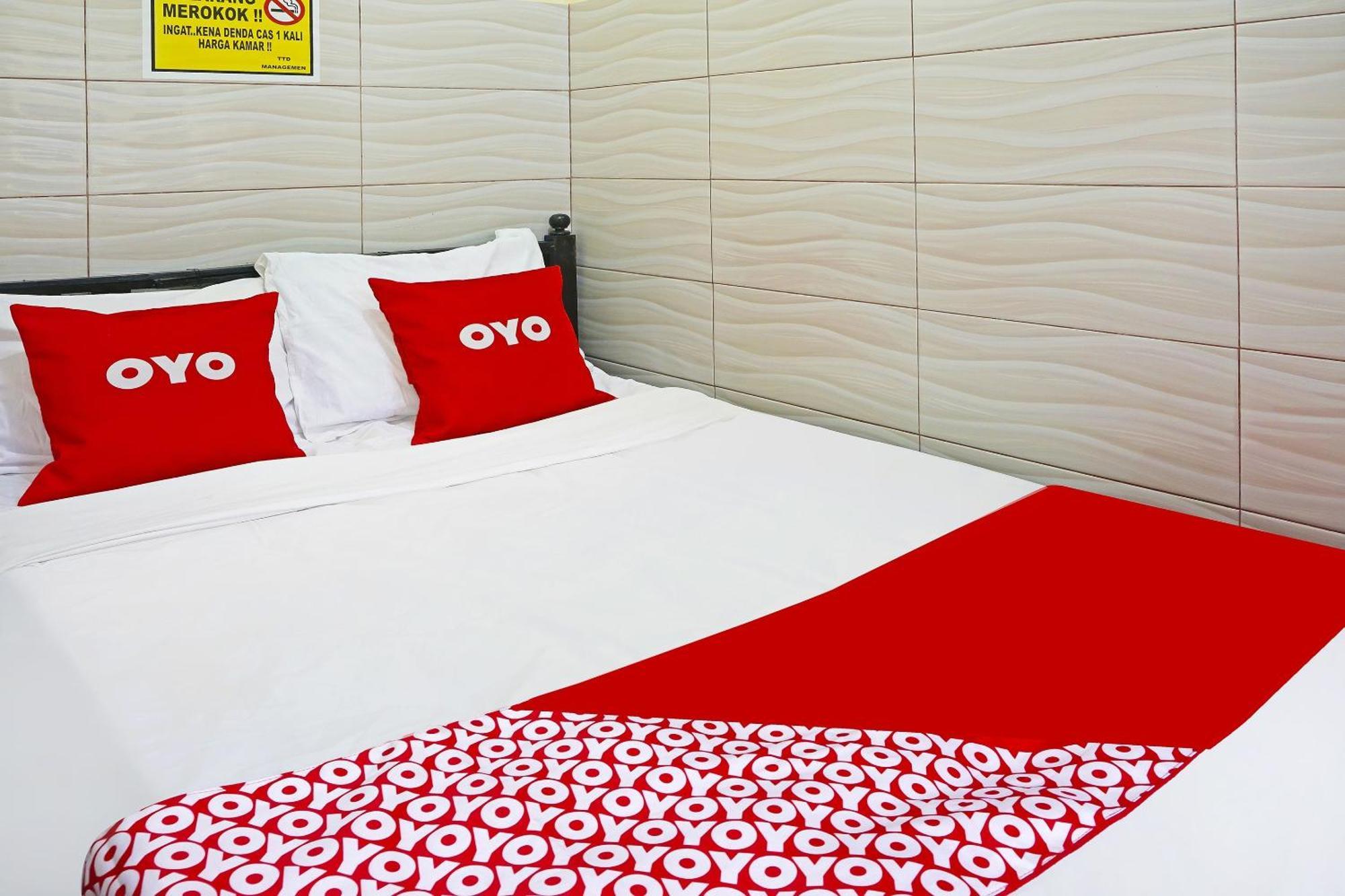Putih Mulia Homestay Syariah Lumajang Ngoại thất bức ảnh